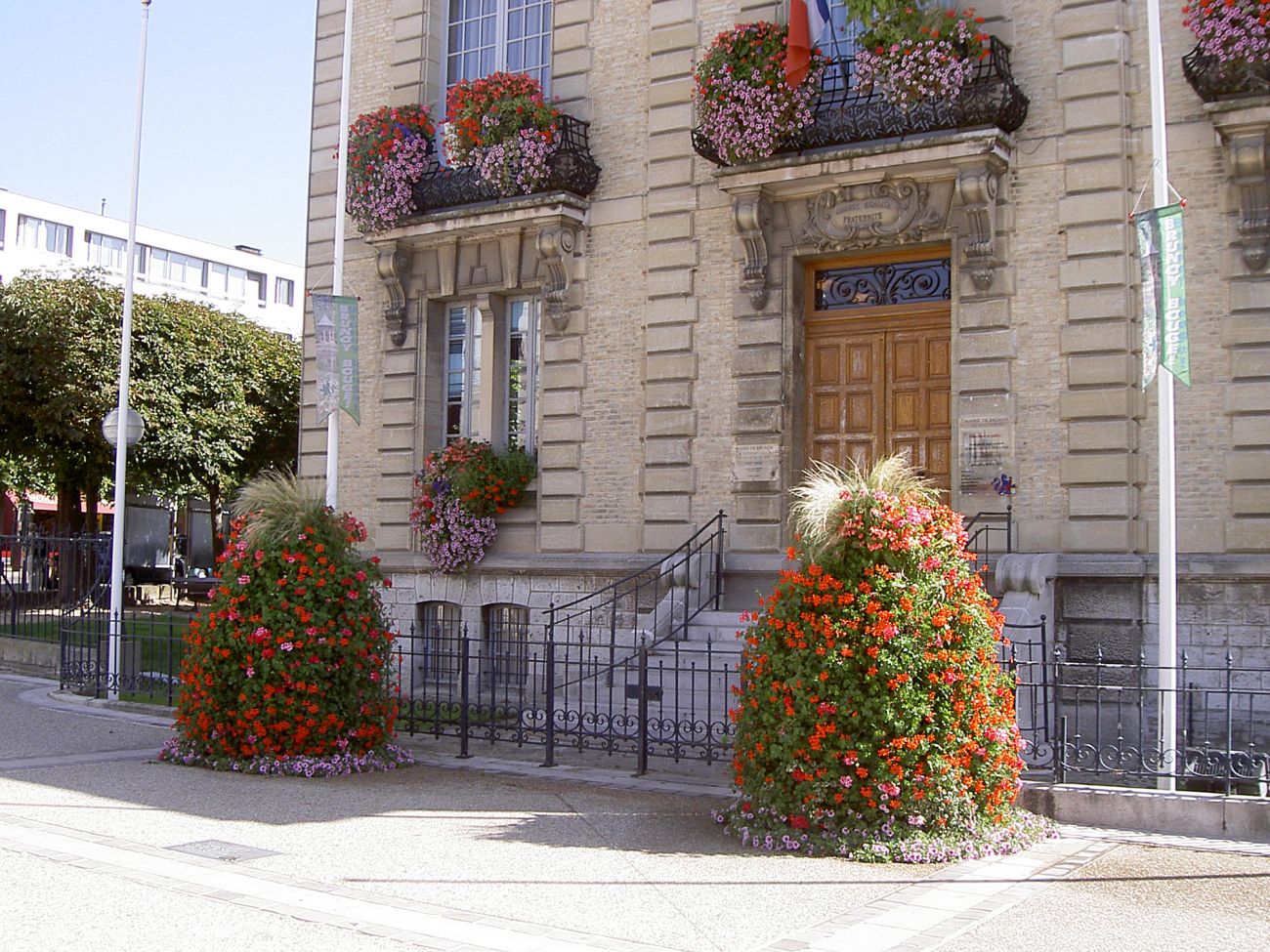 Arredo urbano floreale
