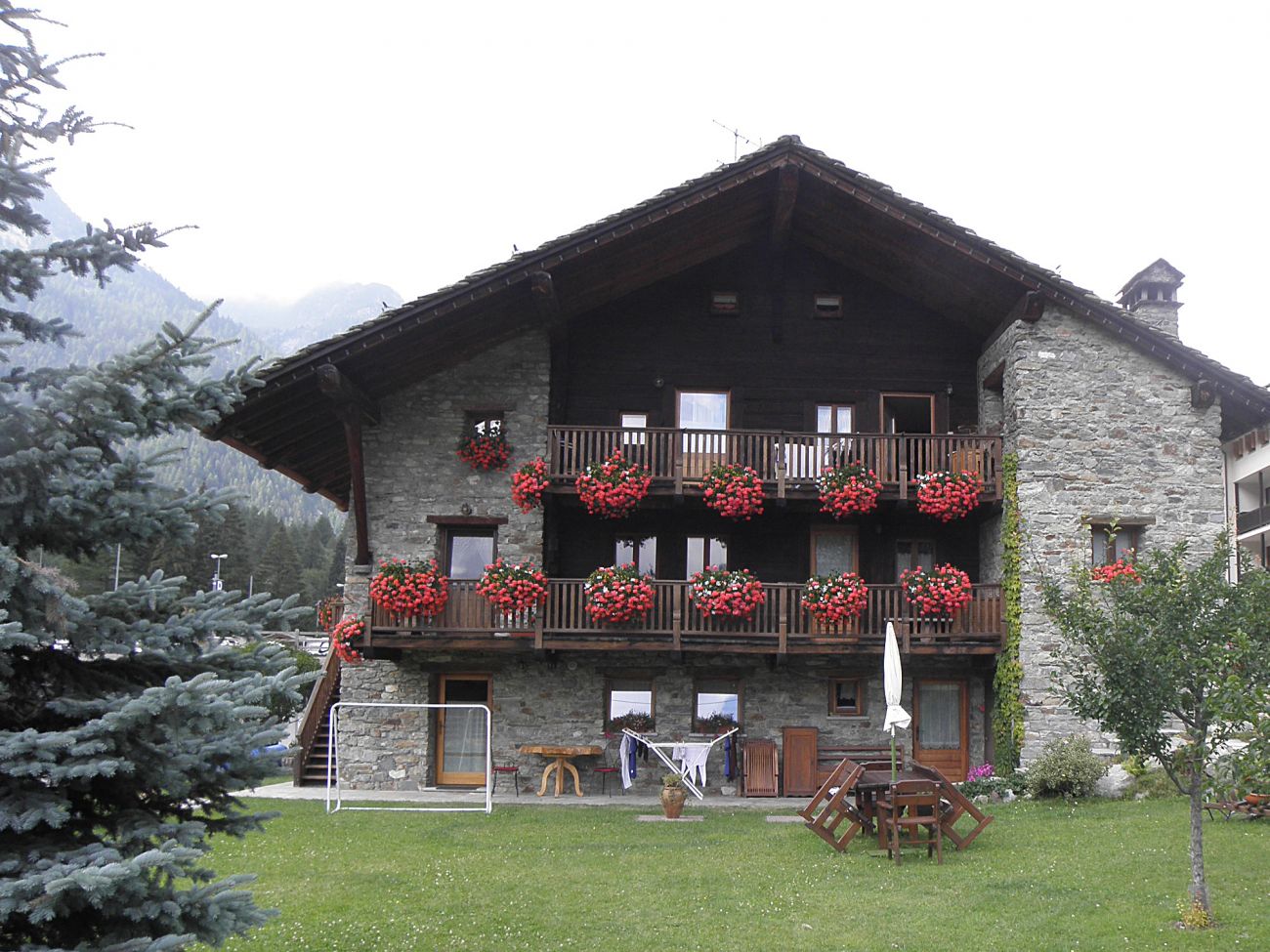 Balconi fioriti - Gressoney Saint Jean