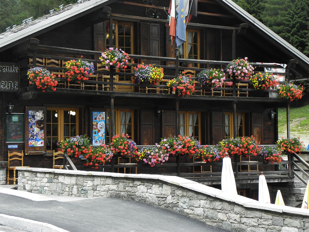 Balconi fioriti - Gressoney Saint Jean