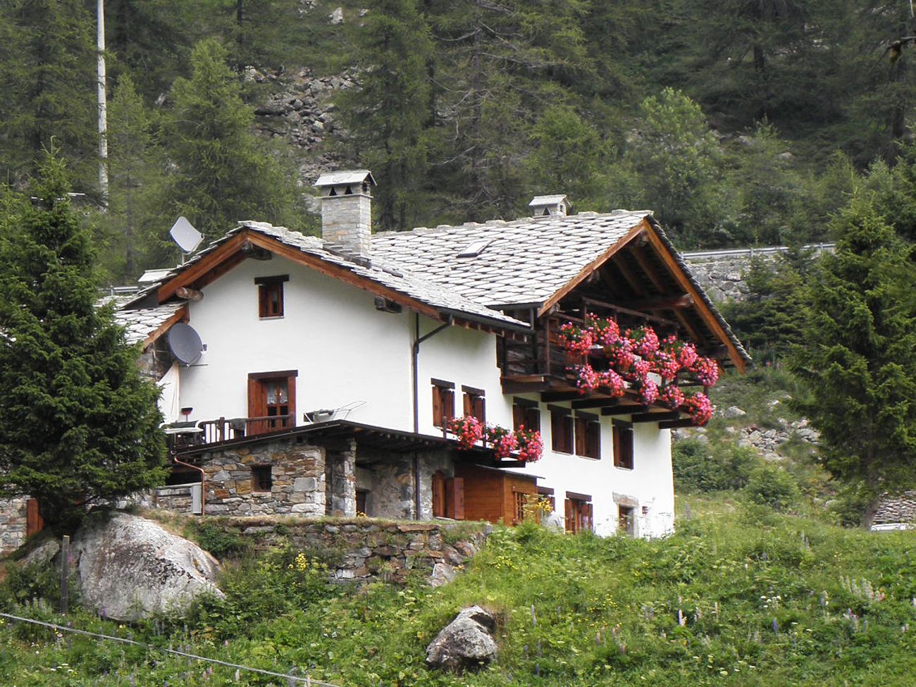 Balconi fioriti - Gressoney La TrinitÃ©
