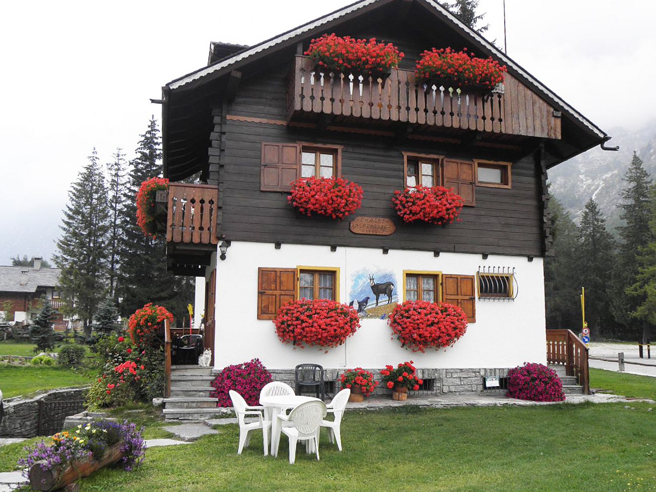 Balconi fioriti - Macugnaga (VB)