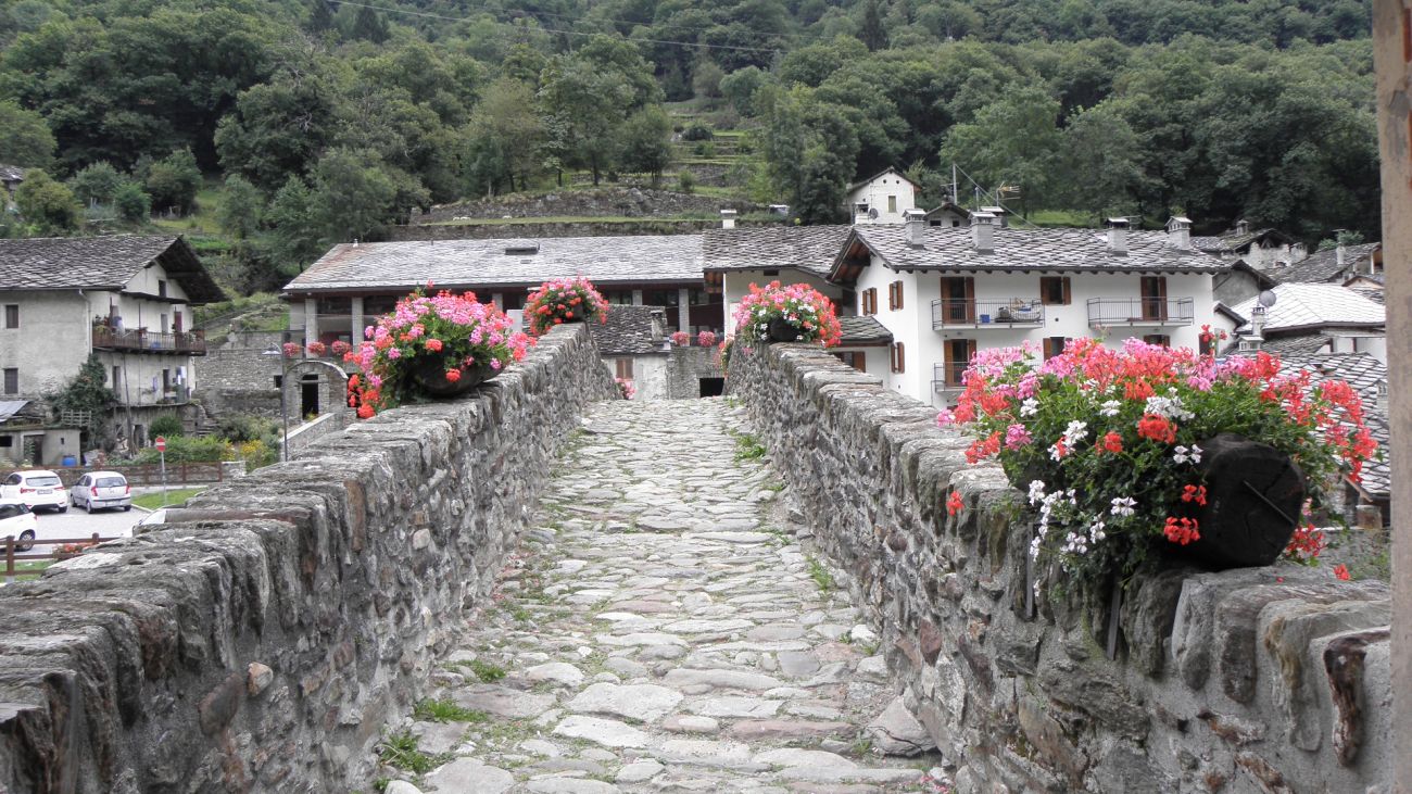 Ponte Romano . Lillianes